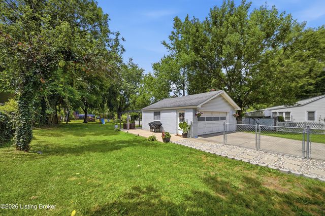 9712 Keys Ferry Rd, Fairdale, KY 40118