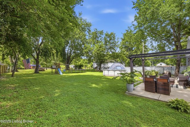 9712 Keys Ferry Rd, Fairdale, KY 40118