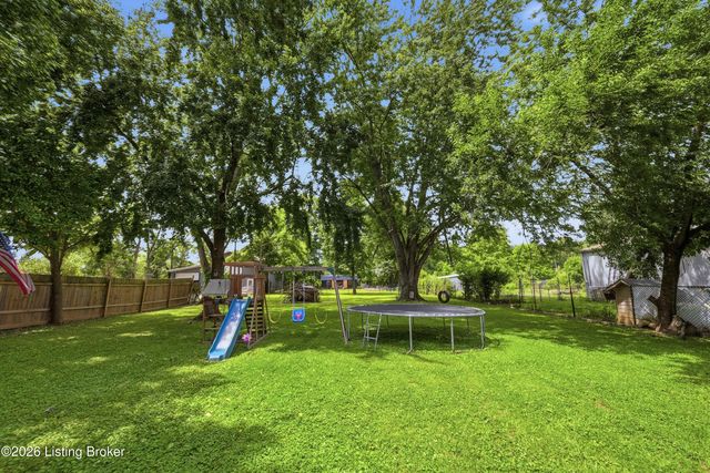 9712 Keys Ferry Rd, Fairdale, KY 40118