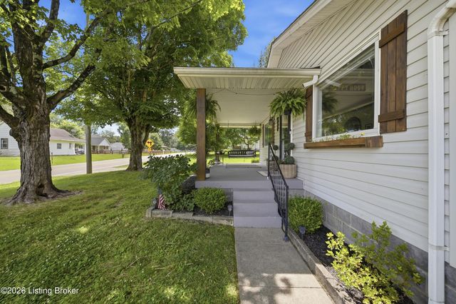 9712 Keys Ferry Rd, Fairdale, KY 40118