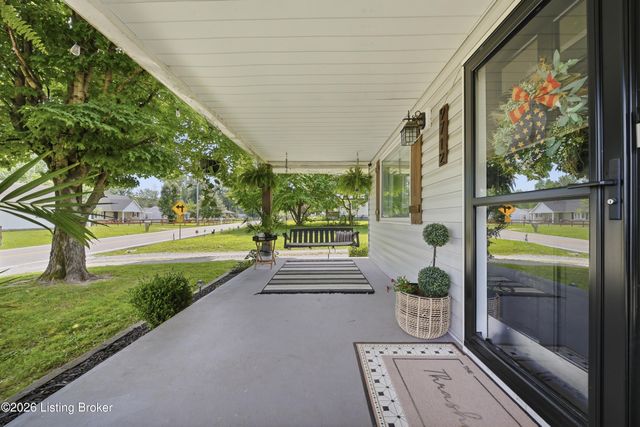 9712 Keys Ferry Rd, Fairdale, KY 40118