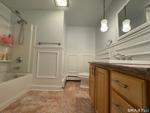 38 Grey Ledge Drive, Guilford, CT 06437