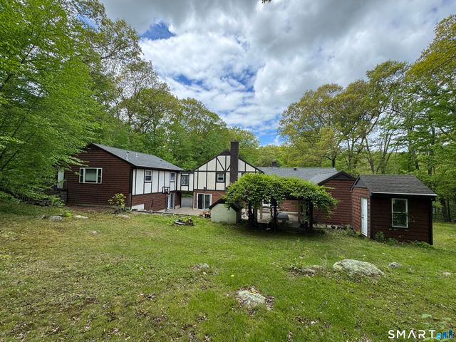 38 Grey Ledge Drive, Guilford, CT 06437