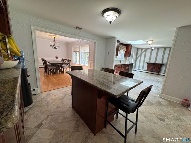 38 Grey Ledge Drive, Guilford, CT 06437