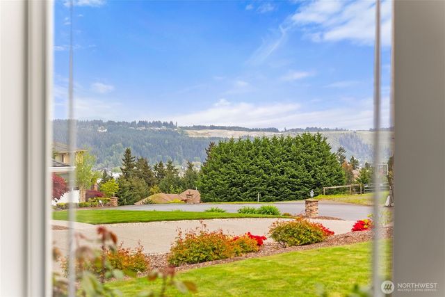12801 49th Street Ct E, Edgewood, WA 98372