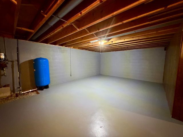 100 S 500 W, La Porte, IN 46350