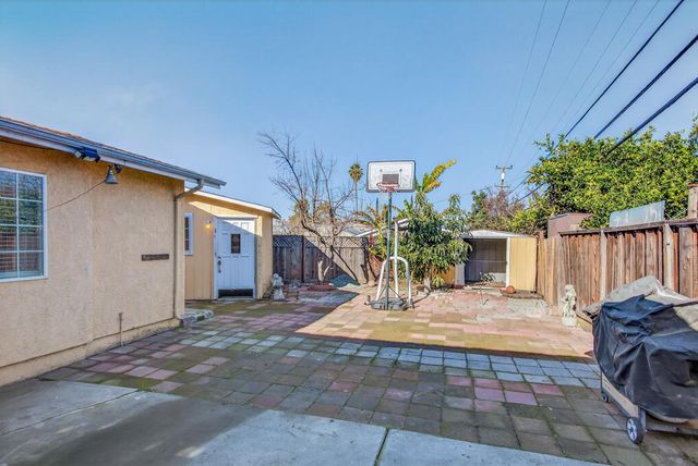 407 Southside Drive, San Jose, CA 95111