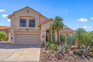 1249 W Sandtrap Way, Oro Valley, AZ 85737