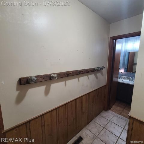 10120 Nimphie Road, Tyrone Township, MI 48430