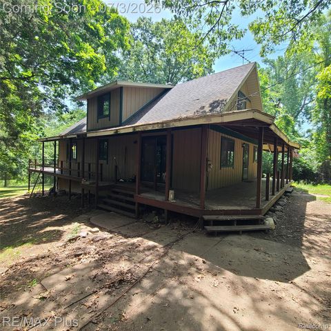 10120 Nimphie Road, Tyrone Township, MI 48430