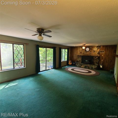 10120 Nimphie Road, Tyrone Township, MI 48430