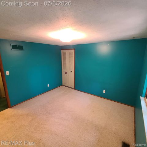 10120 Nimphie Road, Tyrone Township, MI 48430