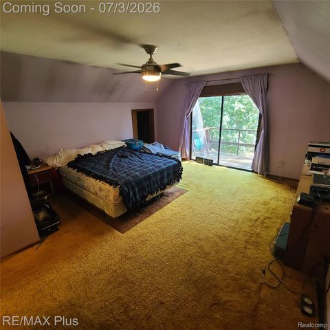 10120 Nimphie Road, Tyrone Township, MI 48430