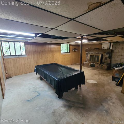 10120 Nimphie Road, Tyrone Township, MI 48430