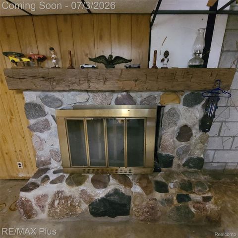10120 Nimphie Road, Tyrone Township, MI 48430