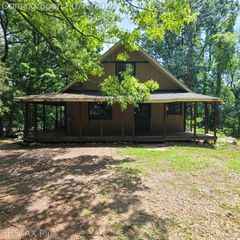 10120 Nimphie Road, Tyrone Township, MI 48430