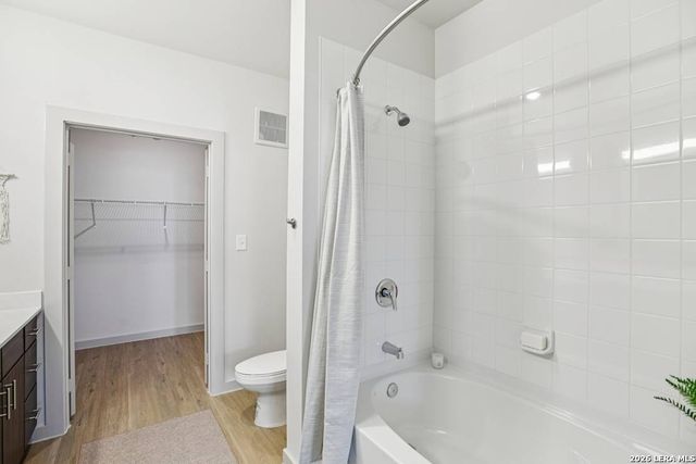 320 Goll St Apt 2426, Austin, TX 78640