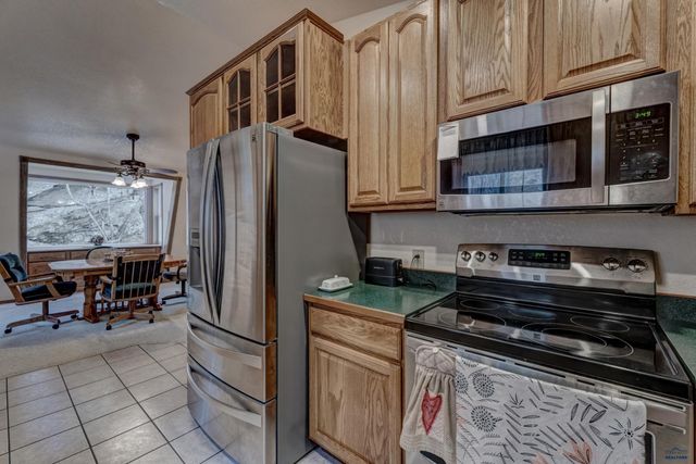12989 OLD HILL CITY RD, Keystone, SD 57751