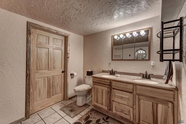 12989 OLD HILL CITY RD, Keystone, SD 57751