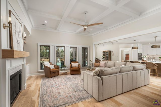 217 Bristleleaf Path, Kathleen, GA 31047