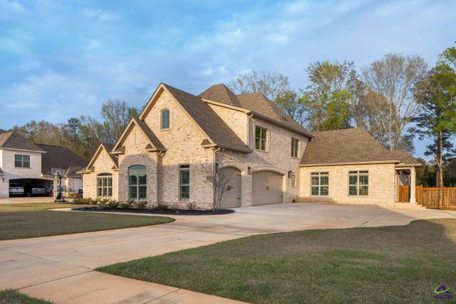 217 Bristleleaf Path, Kathleen, GA 31047