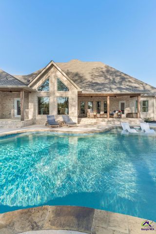 217 Bristleleaf Path, Kathleen, GA 31047
