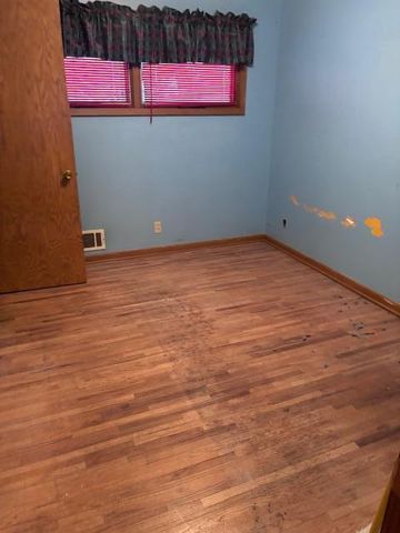 13810 Sunset Trail, Plymouth, MN 55441