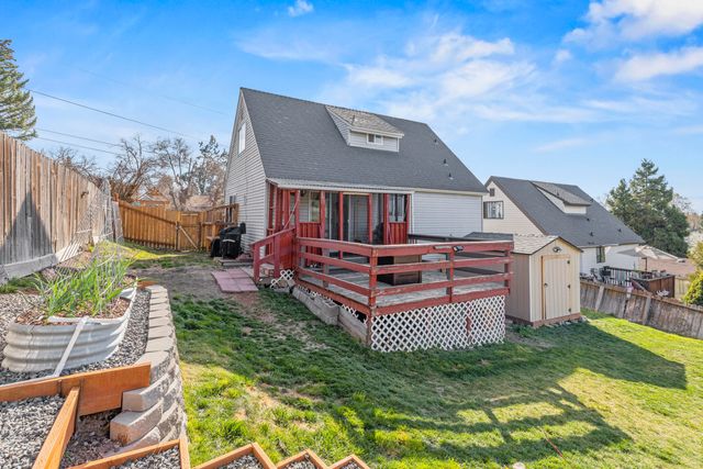 2030 Sargent Avenue, Klamath Falls, OR 97601
