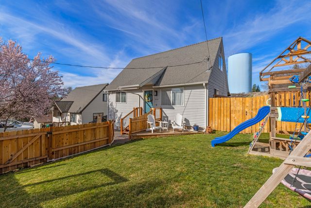 2030 Sargent Avenue, Klamath Falls, OR 97601