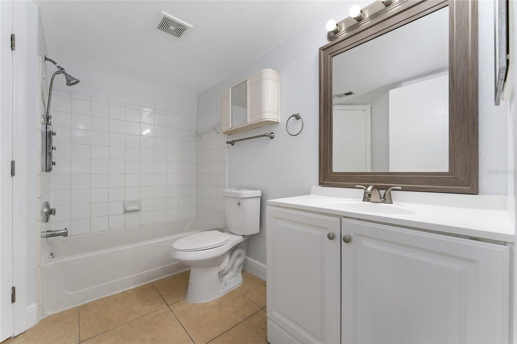 Image 14 of property listing at 2203 KEY WEST COURT 436, Kissimmee, FL 34741