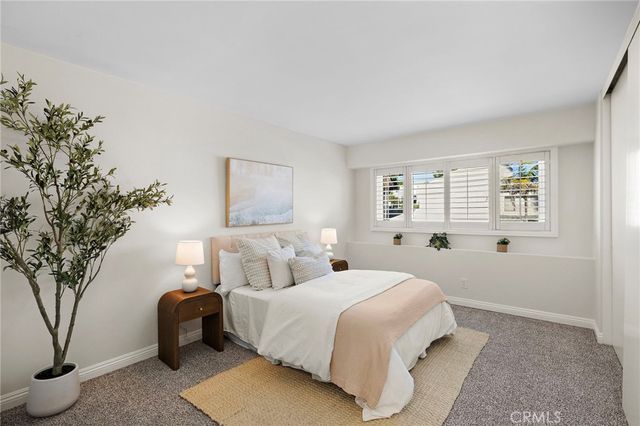 18721 Applewood Cir, Huntington Beach, CA 92646