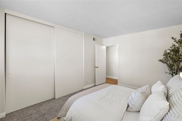 18721 Applewood Cir, Huntington Beach, CA 92646