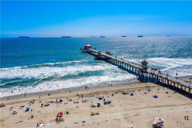 18721 Applewood Cir, Huntington Beach, CA 92646