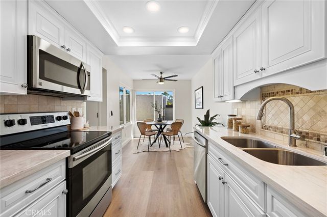 18721 Applewood Cir, Huntington Beach, CA 92646