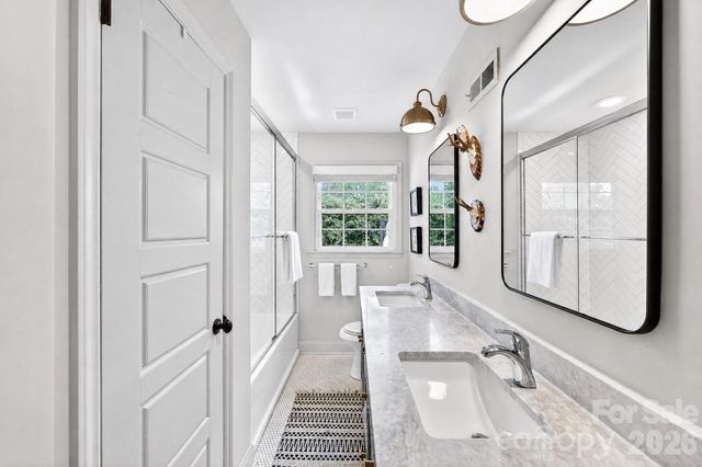 4023 Firethorne Road, Charlotte, NC 28205