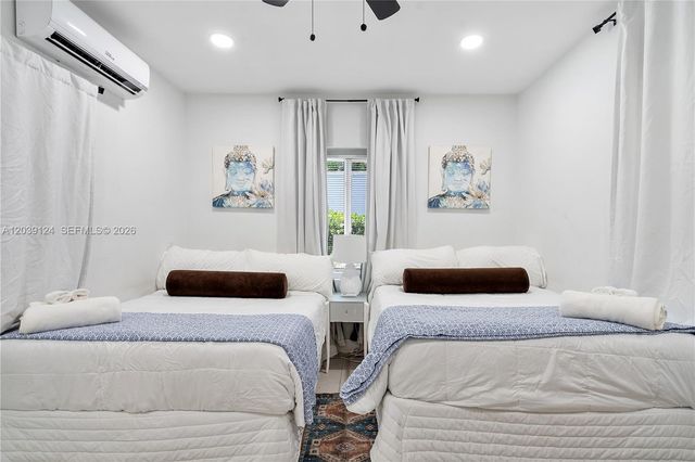 8270 NE 1st Pl 2, Miami, FL 33138