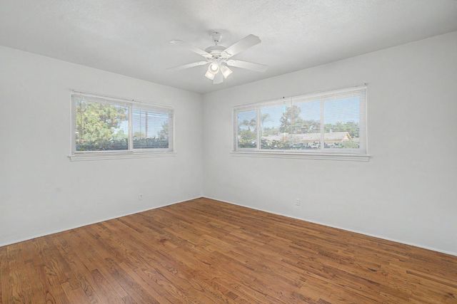2306 E Dayton, Fresno, CA 93726