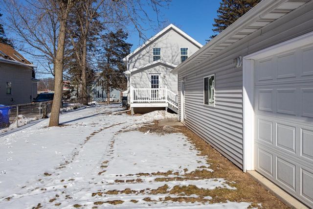 1429 E GUNN STREET, Appleton, WI 54915