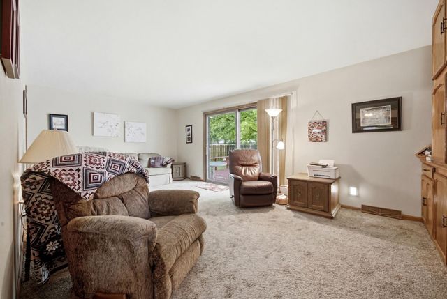 901 2nd Street E, West Fargo, ND 58078