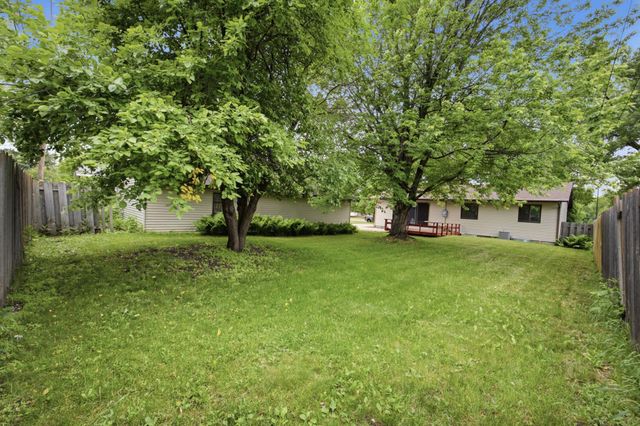 901 2nd Street E, West Fargo, ND 58078