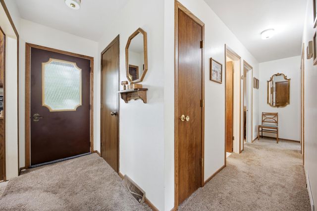 901 2nd Street E, West Fargo, ND 58078