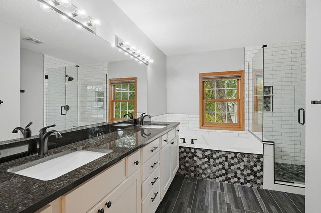 12645 Durango Place, Apple Valley, MN 55124