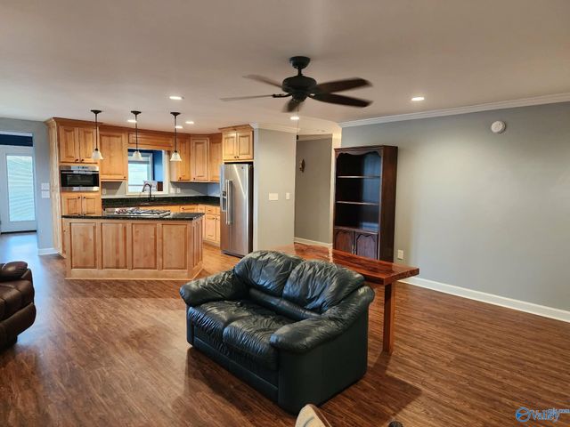 1180 County Road 617, Hanceville, AL 35077