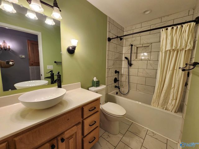 1180 County Road 617, Hanceville, AL 35077