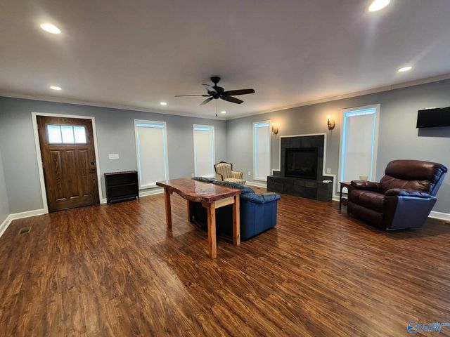 1180 County Road 617, Hanceville, AL 35077