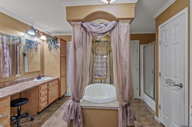 9450 Bueche Rd, Bueche, LA 70729