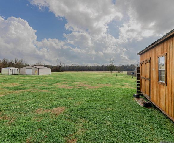 9450 Bueche Rd, Bueche, LA 70729