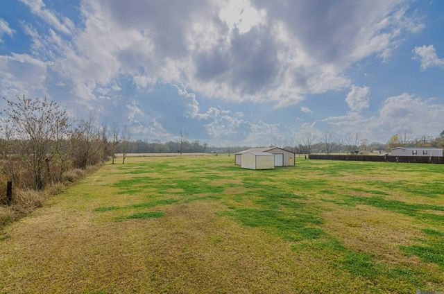 9450 Bueche Rd, Bueche, LA 70729