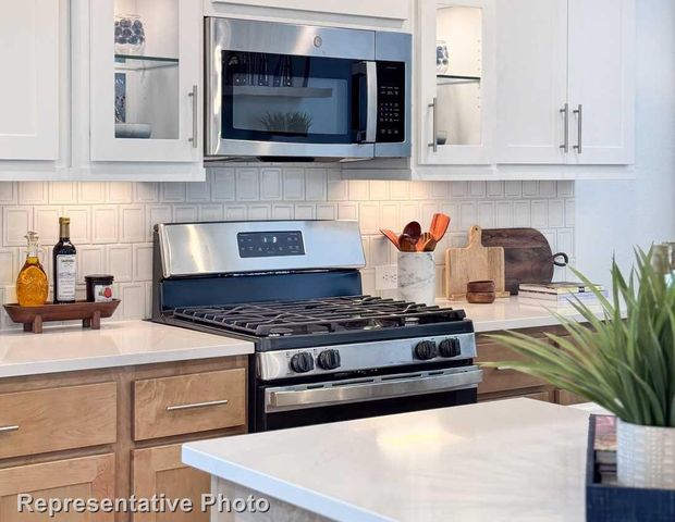 9713 Flourishing Way, Mesquite, TX 75126
