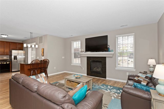 3031 Grand Avenue 116, Des Moines, IA 50312